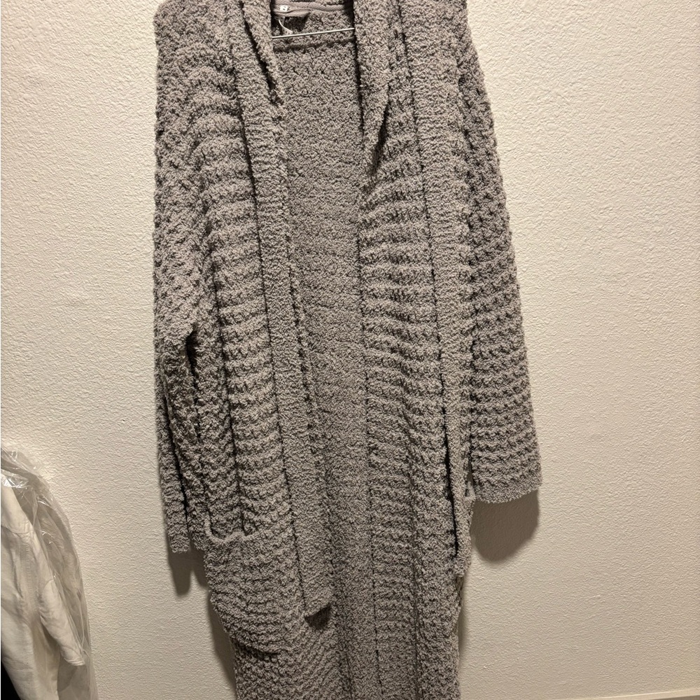 Pottery Barn Textured Gray Robe